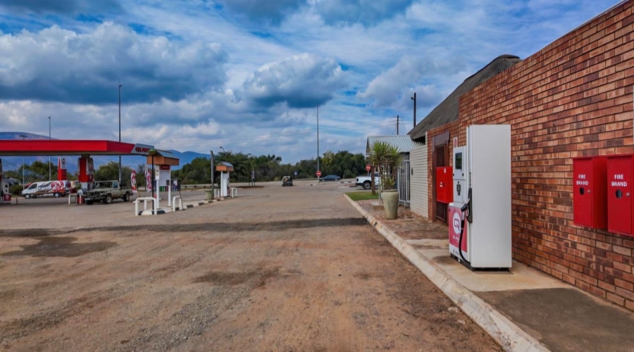 Commercial Property for Sale in Olifantsnek North West
